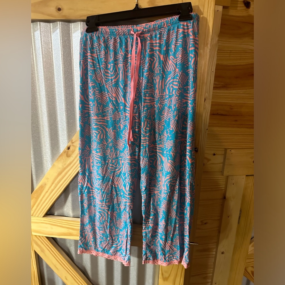 Goodnight Kiss Ankle Length Drawstring Pajama Pants. Size M. Like new